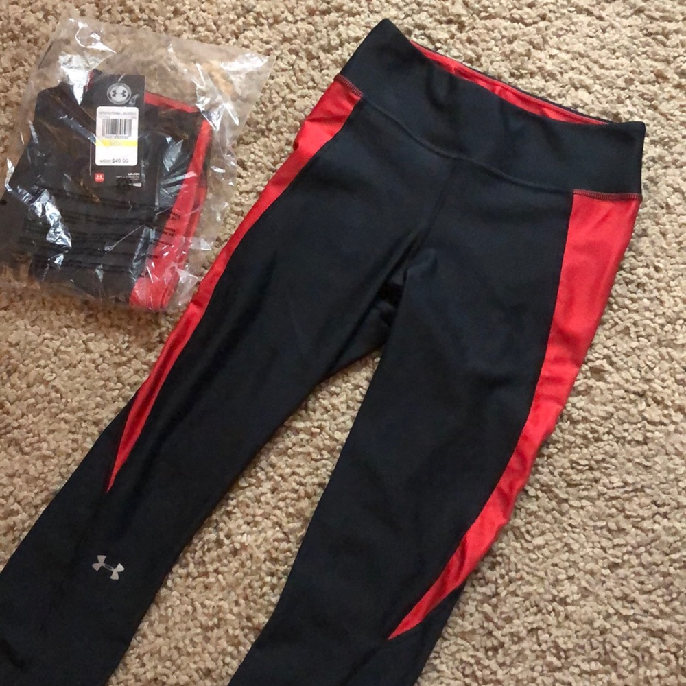 Women’s Underarmour workout leggings